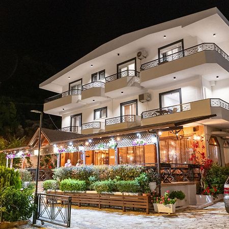 Sunkised Hotel Саранда Екстер'єр фото