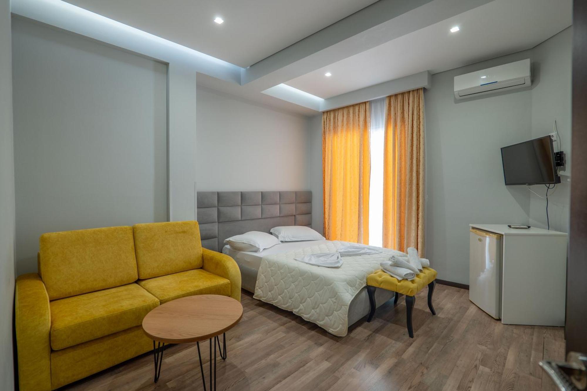 Sunkised Hotel Саранда Екстер'єр фото