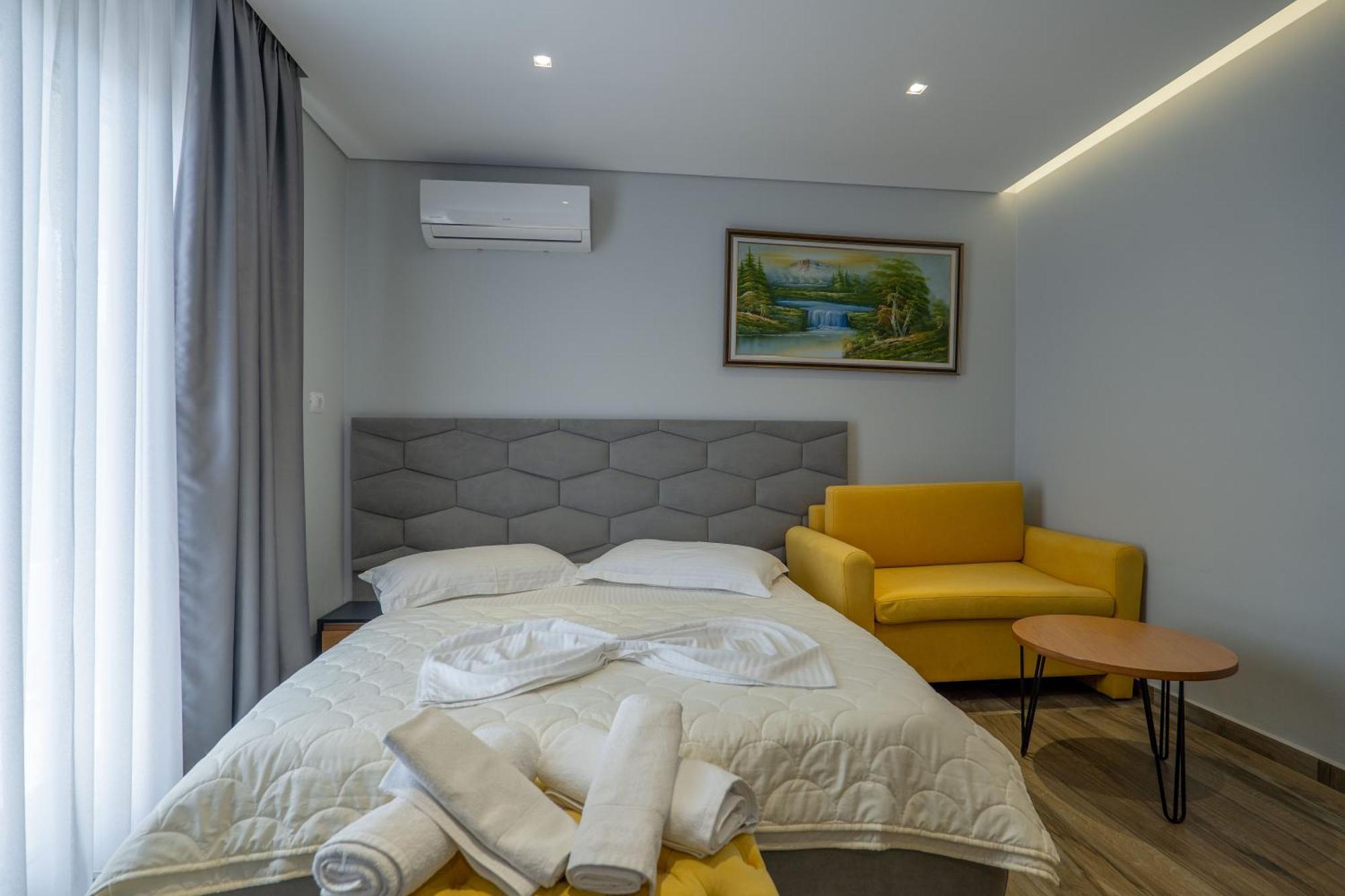 Sunkised Hotel Саранда Екстер'єр фото