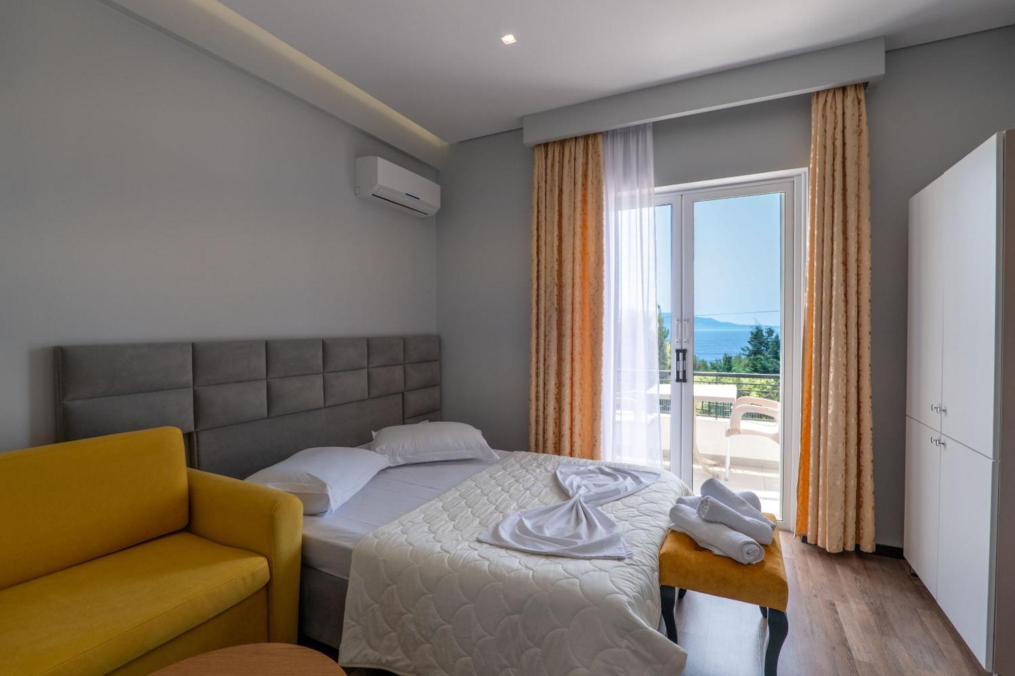 Sunkised Hotel Саранда Екстер'єр фото