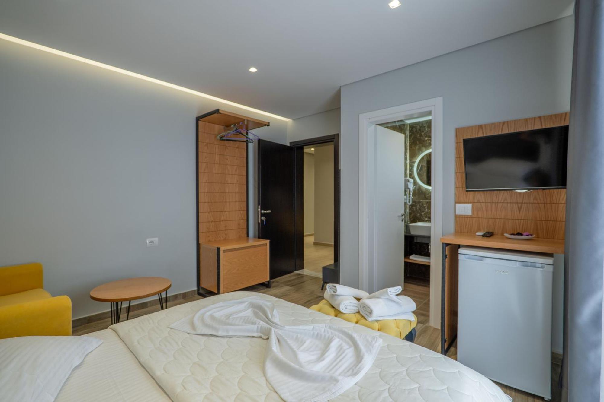Sunkised Hotel Саранда Екстер'єр фото