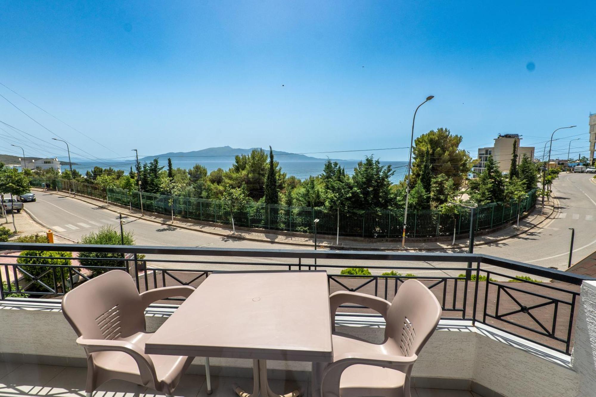 Sunkised Hotel Саранда Екстер'єр фото