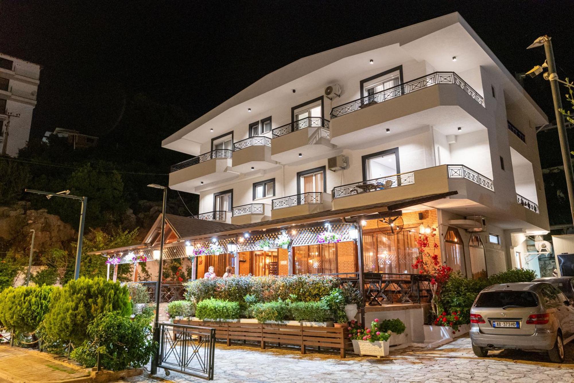 Sunkised Hotel Саранда Екстер'єр фото