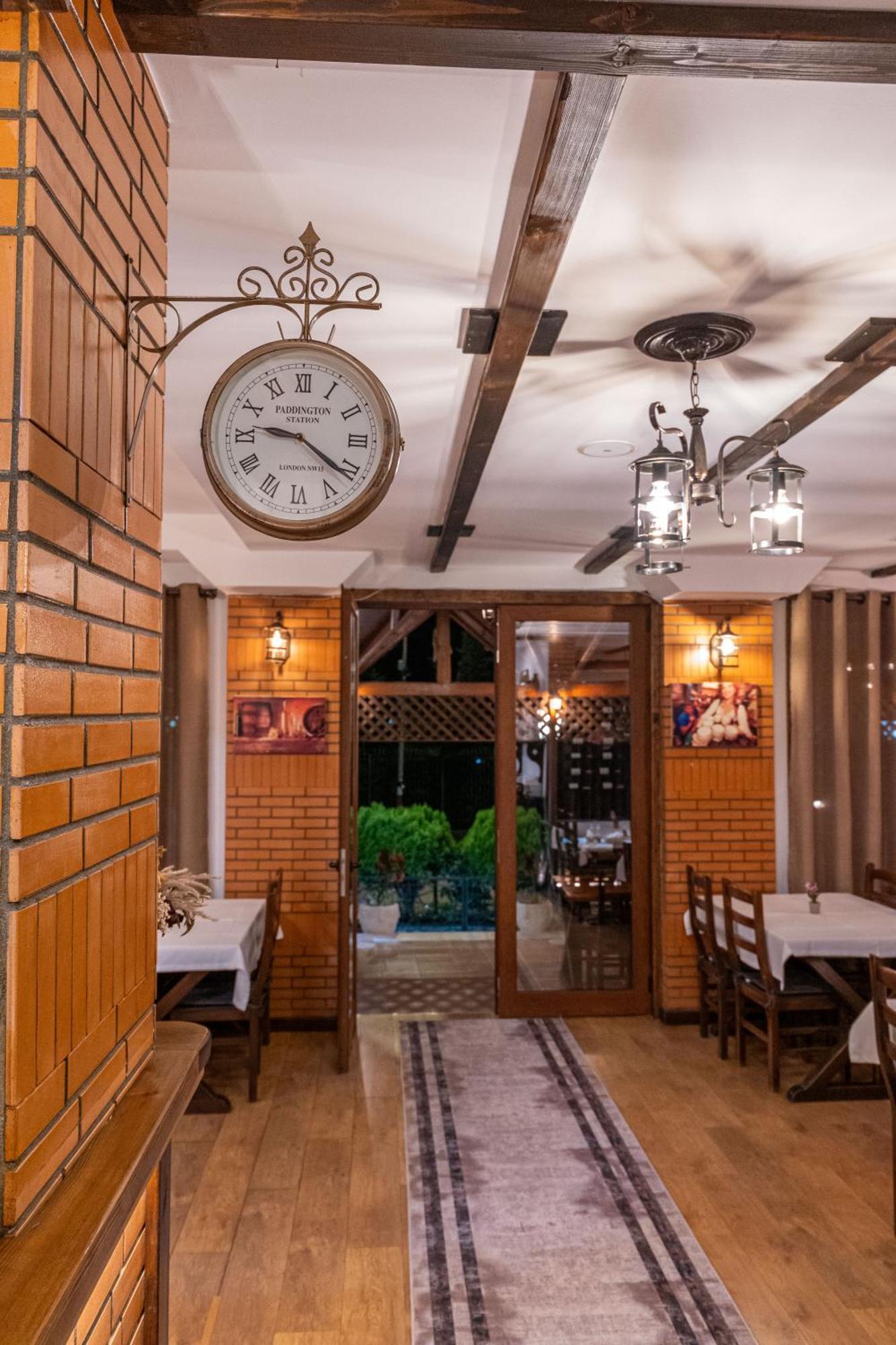 Sunkised Hotel Саранда Екстер'єр фото