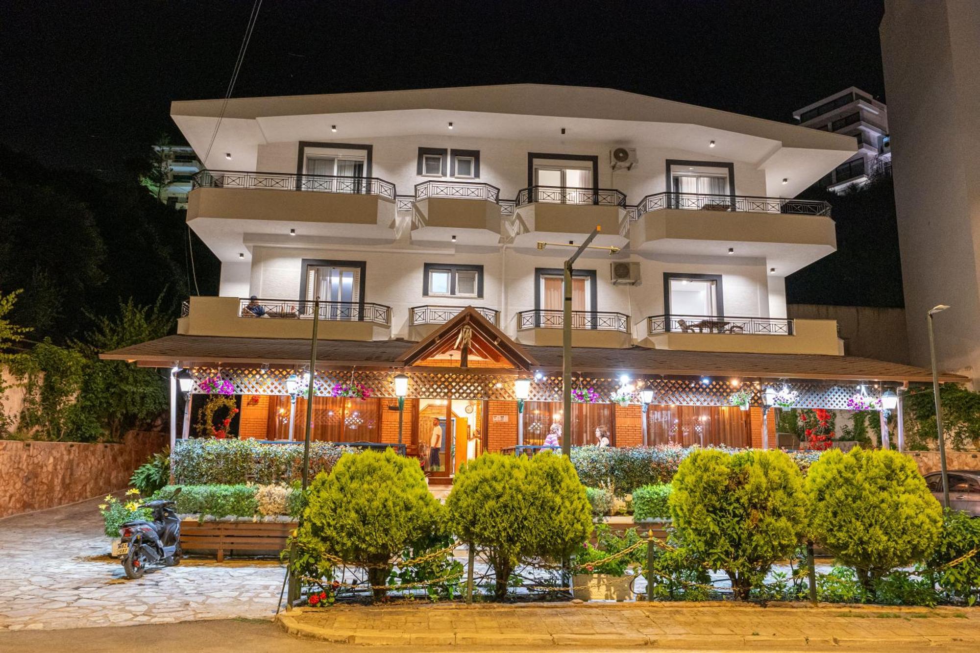 Sunkised Hotel Саранда Екстер'єр фото