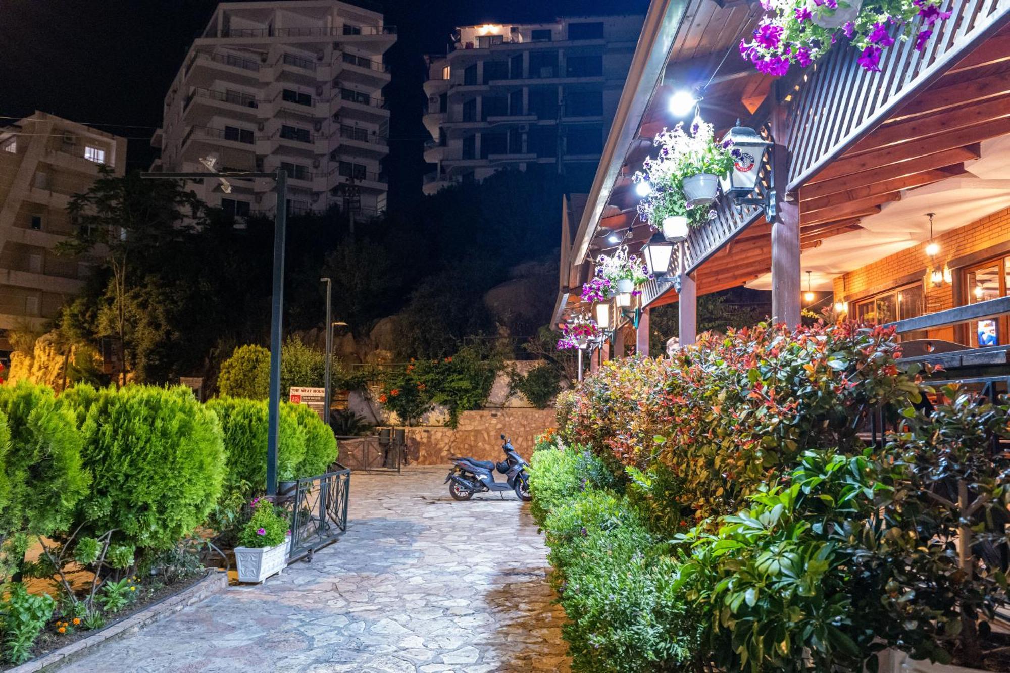 Sunkised Hotel Саранда Екстер'єр фото