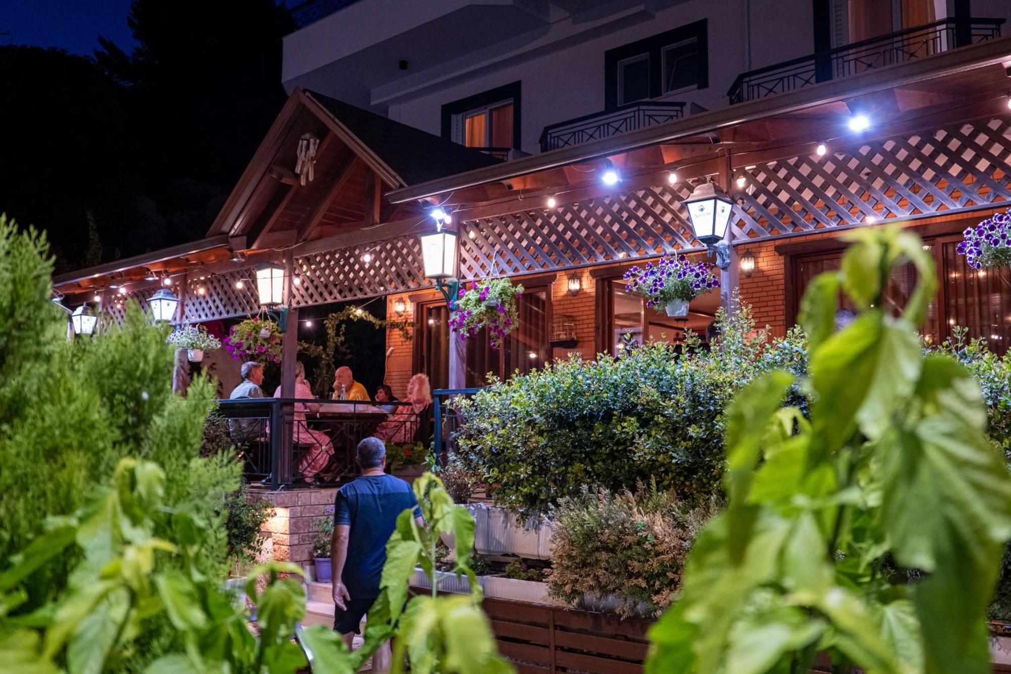 Sunkised Hotel Саранда Екстер'єр фото